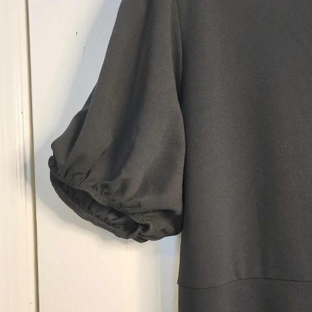 Boohoo Plus Black Midi Dress with Short Sleeves - Picture 9 of 12